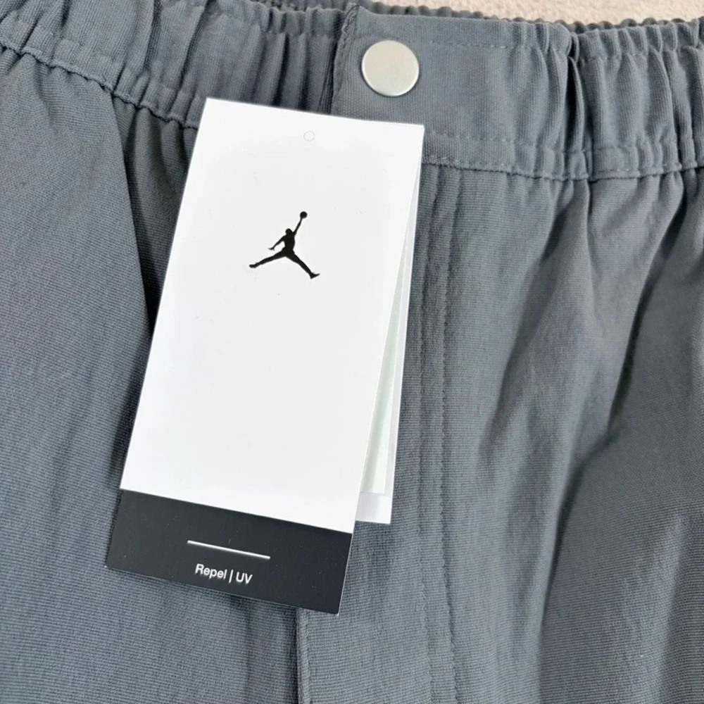Jordan‎ Flight Essentials Pants in Iron Grey Men Small Elastic Waist NWT $100